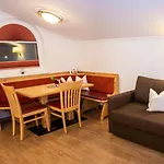 Apartment Appartement-gastehaus Ursula Flachau