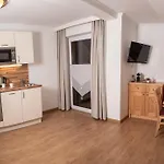 Appartement-gaestehaus Ursula פלאכאו